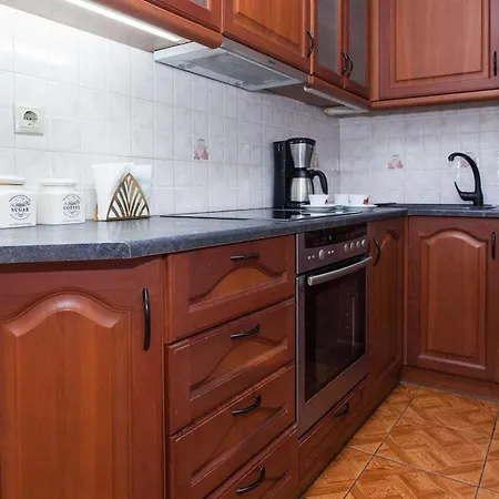 2 Bd With Balcony By Monastiraki Apartment