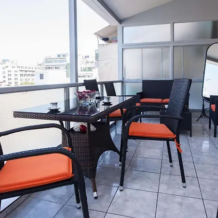 Apartment 2 Bd With Balcony By Monastiraki *