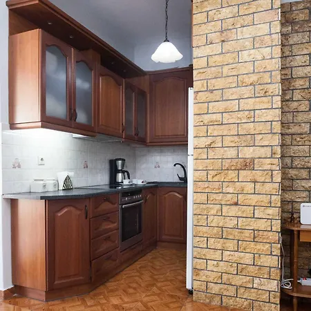 2 Bd With Balcony By Monastiraki Athens